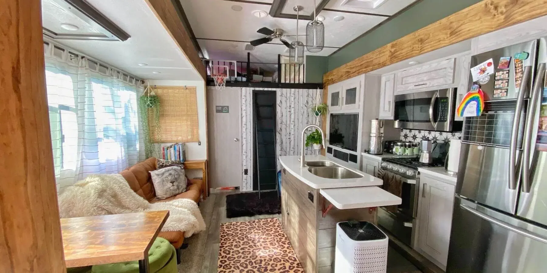 5th-Wheel-Remodel Enhancing Your RV Space: Decoration Ideas
