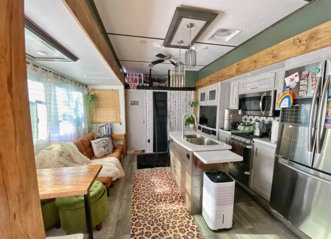 5th-Wheel-Remodel Enhancing Your RV Space: Decoration Ideas